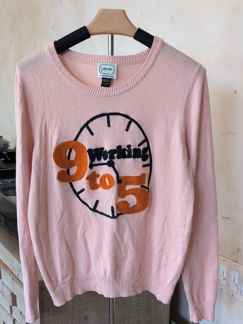 Retro Embroidered Pink '9 to 5' Graphic Sweater